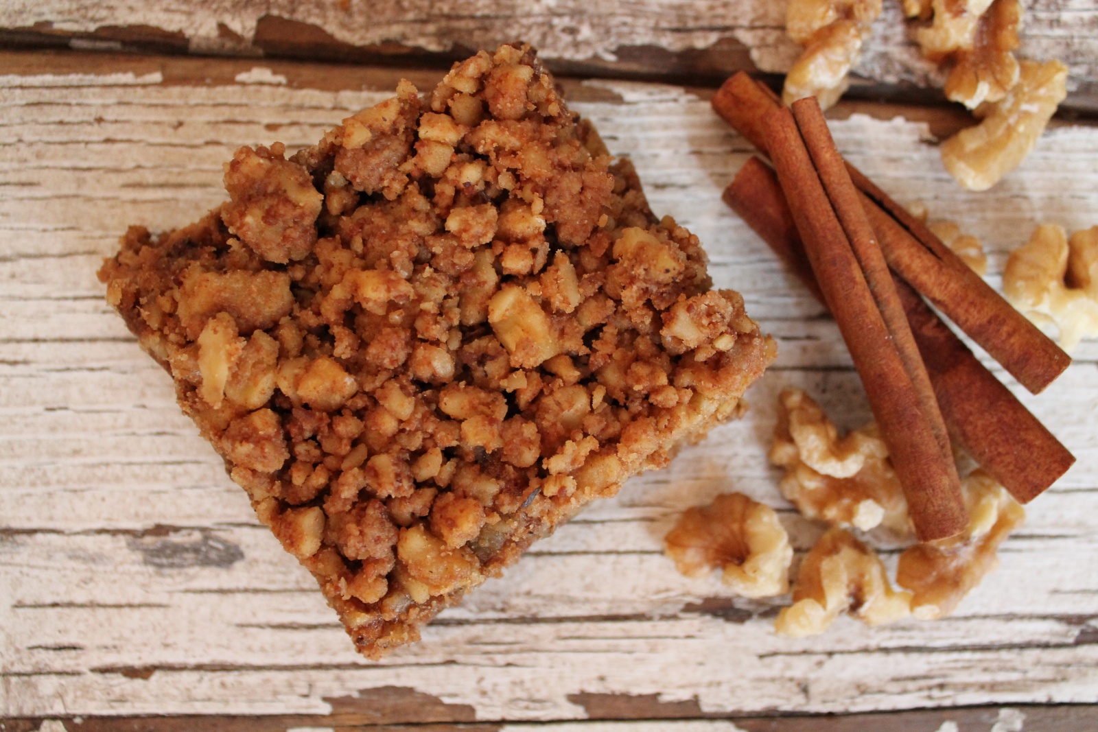 Have your coffee cake and your crumb topping too!