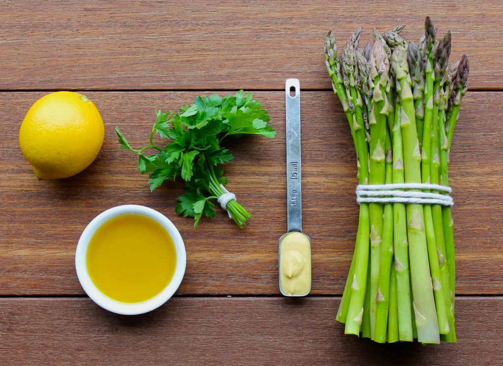 lemony roasted asparagus