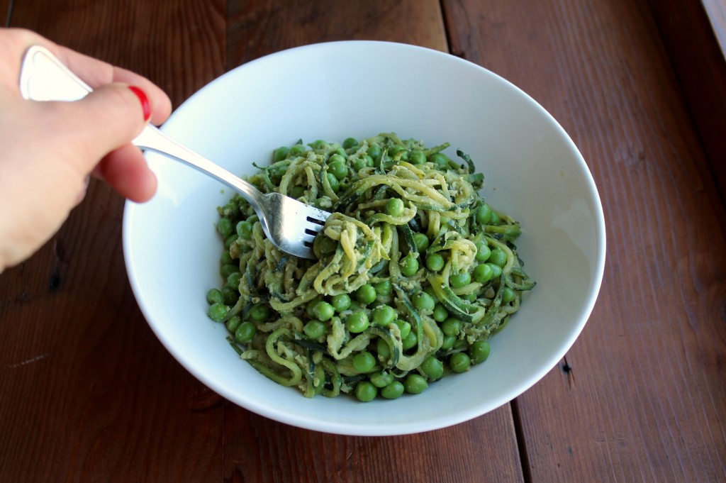 zoodles with peas and pesto