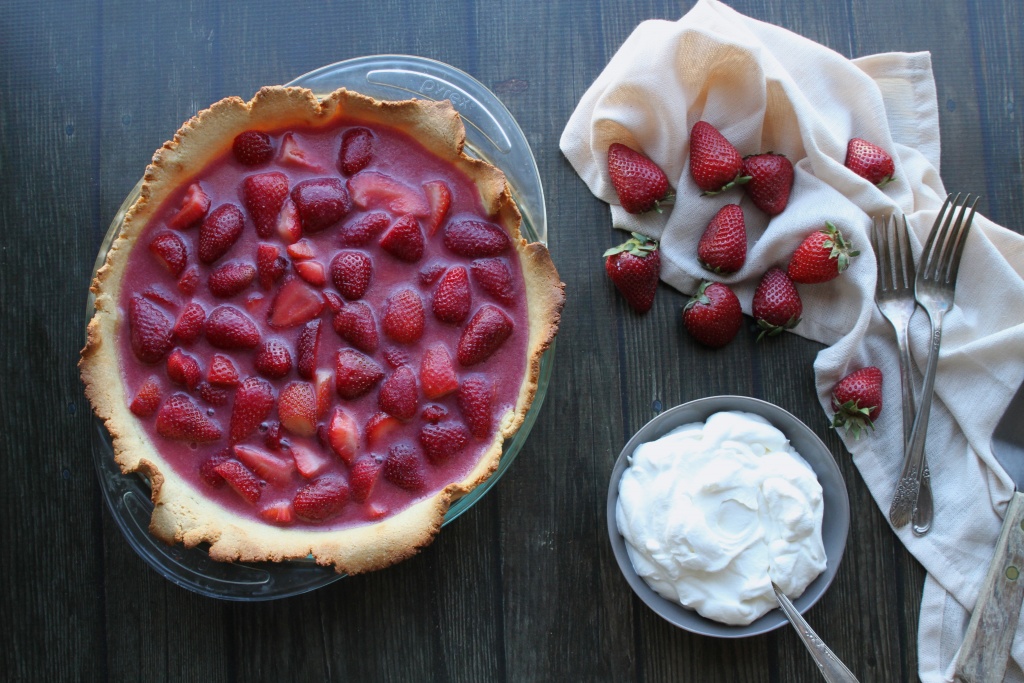 paleo strawberry pie 