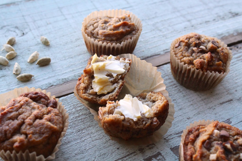 pear cardamom muffins