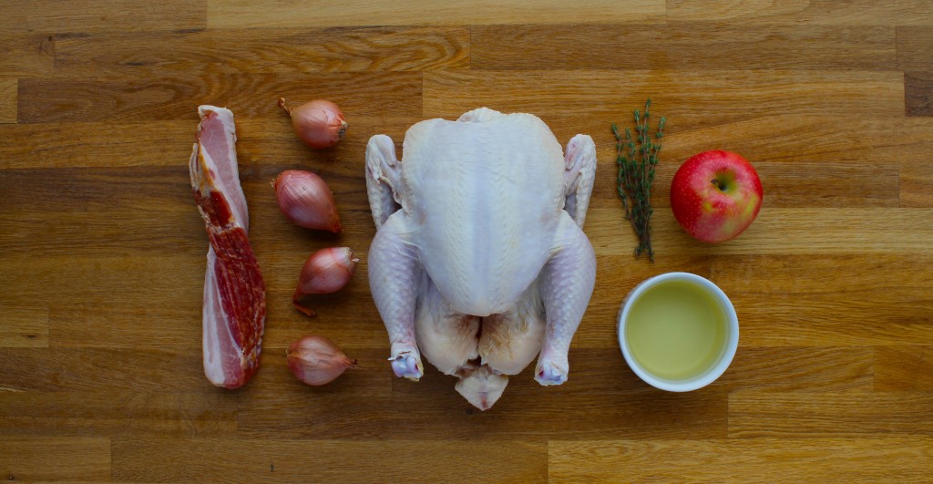 paleo pan roasted chicken with bacon and apples