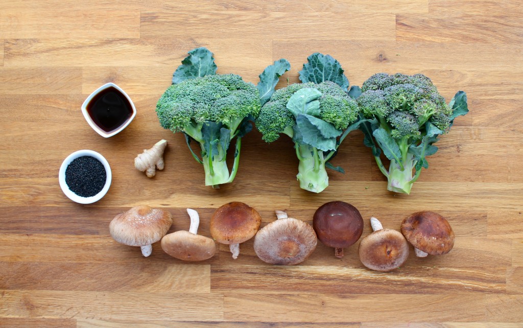 paleo sesame shiitake broccoli