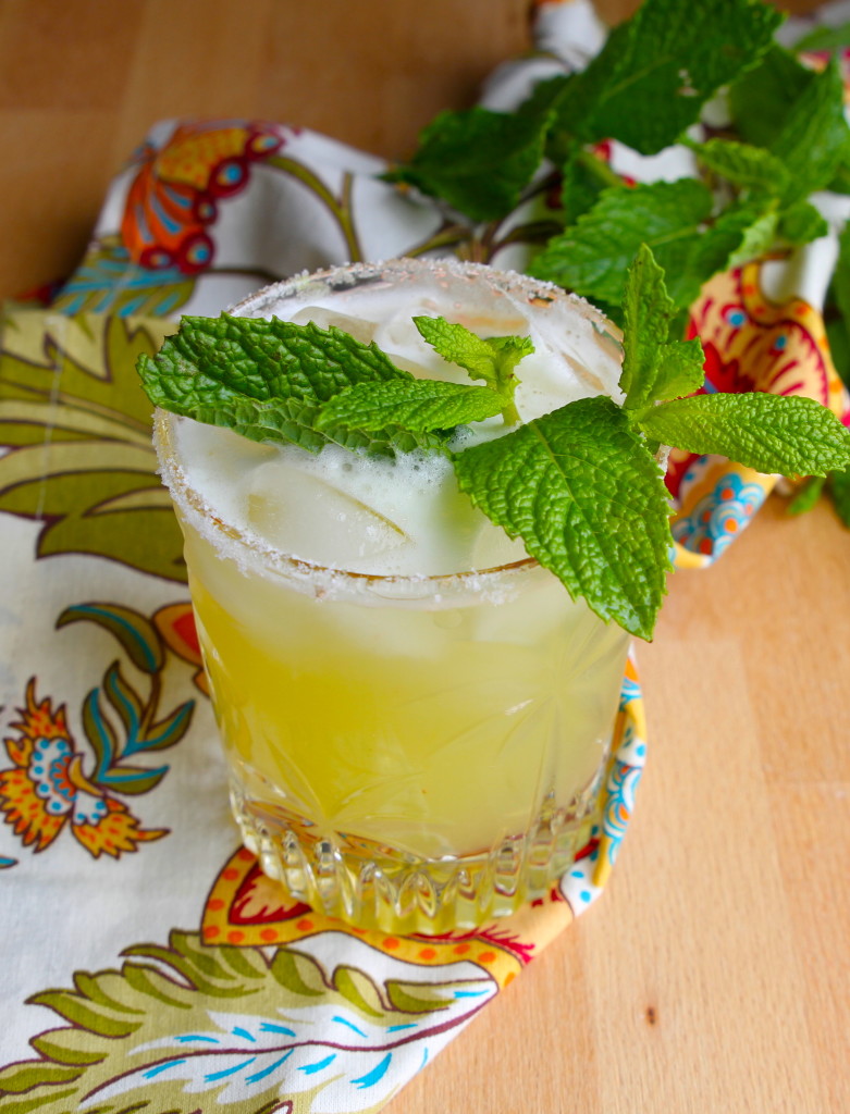 spicy pineapple tequila smash