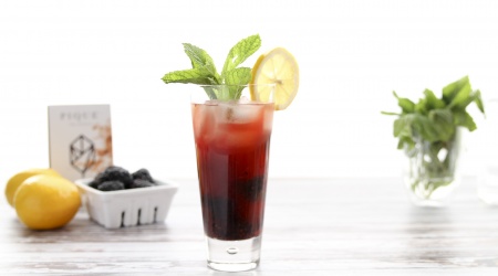 Blackberry-Mint Arnold Palmer