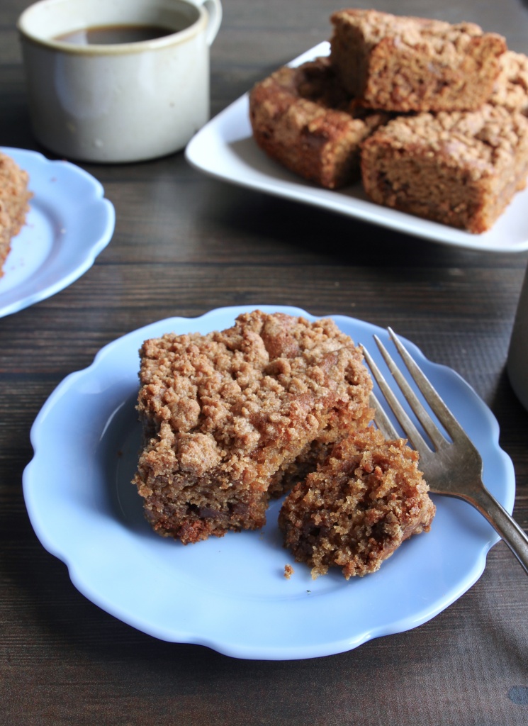 sour cream coffee cake