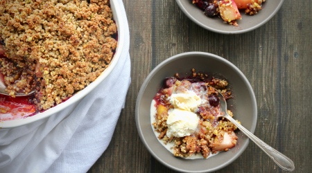 Easiest Fruit Crumble / Crisp (egg-free, grain-free)