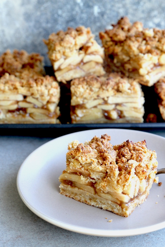 apple pie bars