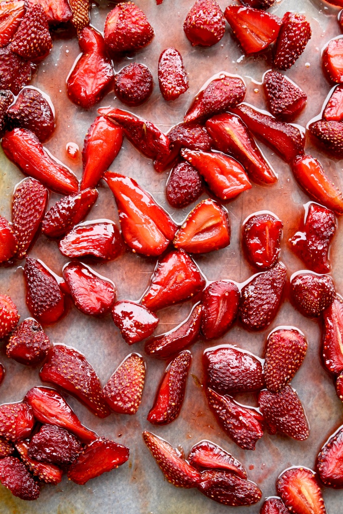 honey roasted strawberries 