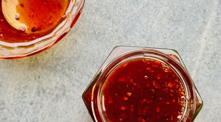 hot honey (3 ingredients + 5 minutes!)