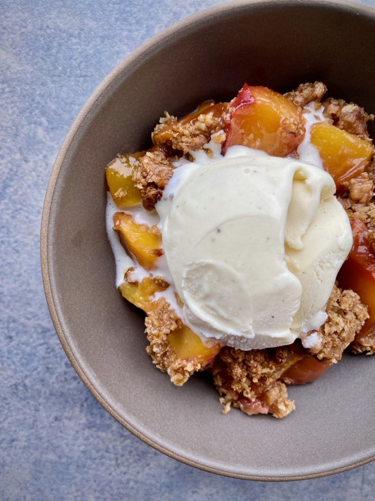 peach crisp 
