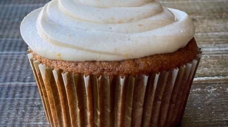 the best dairy-free cream cheese frosting